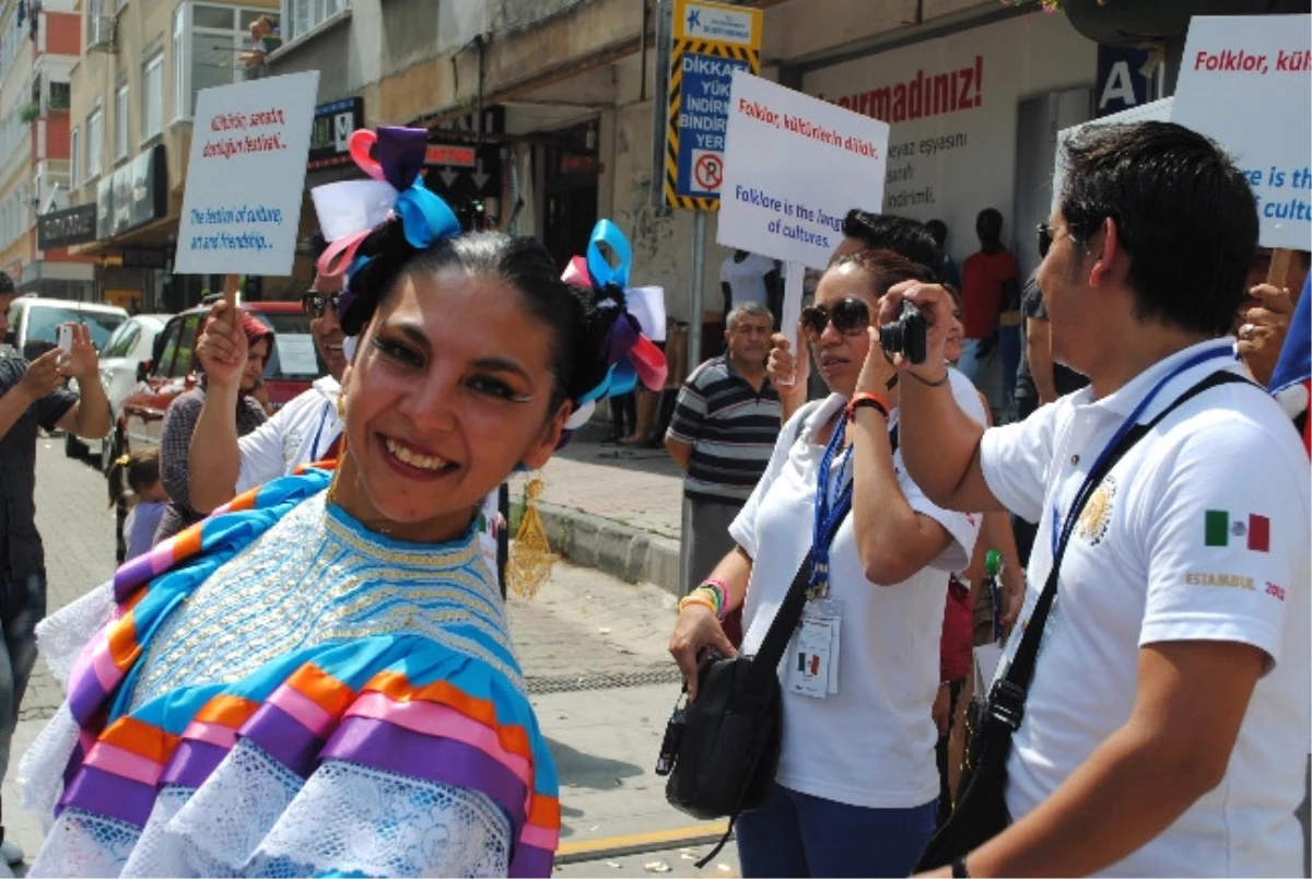 Göl Festivali Davullu Zurnalı Coşkuyla Başladı