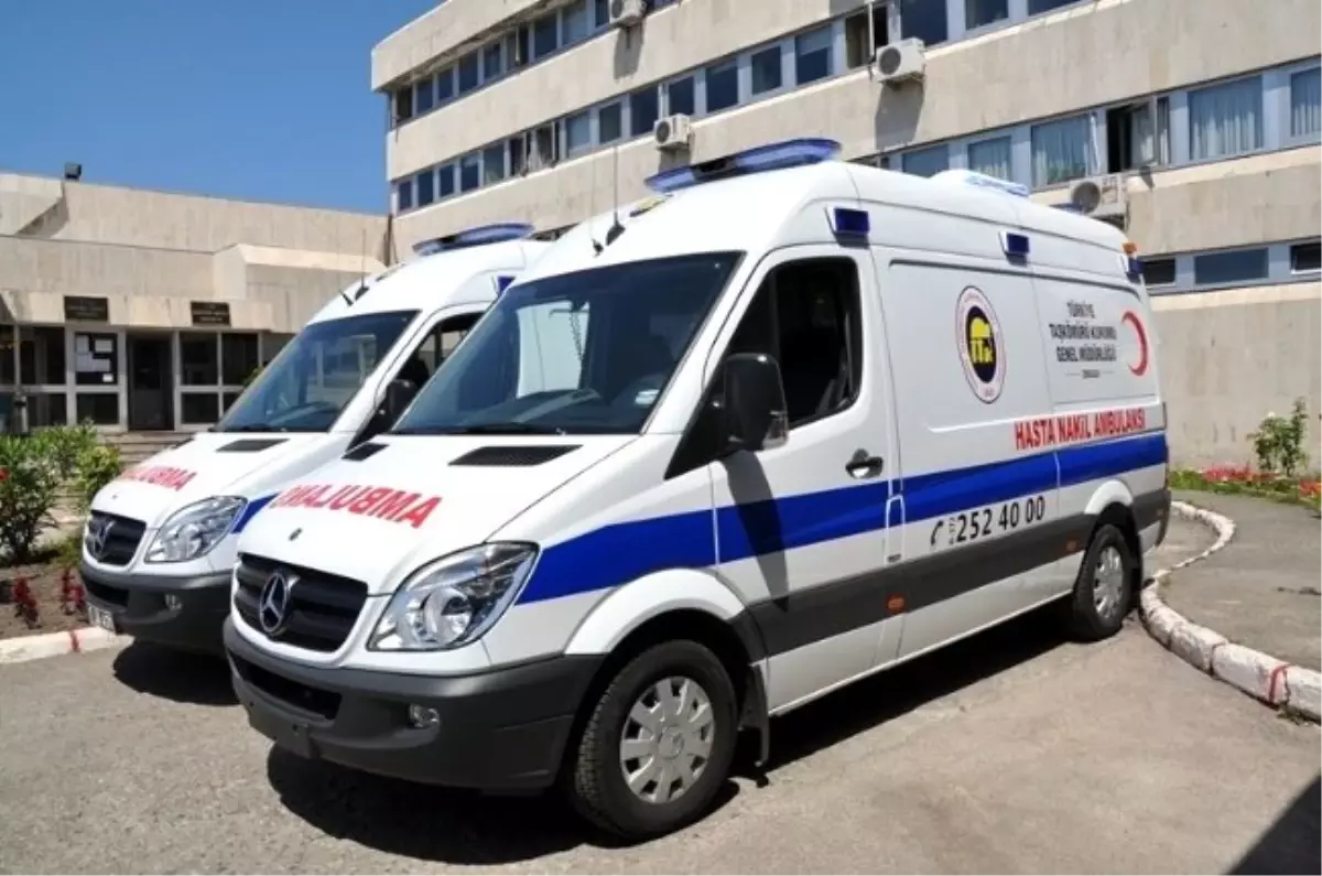 Maden İşçileri İçin 5 Yeni Ambulans Alındı