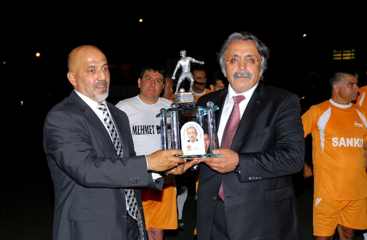 Sani Konukoğlu Futbol Turnuvası