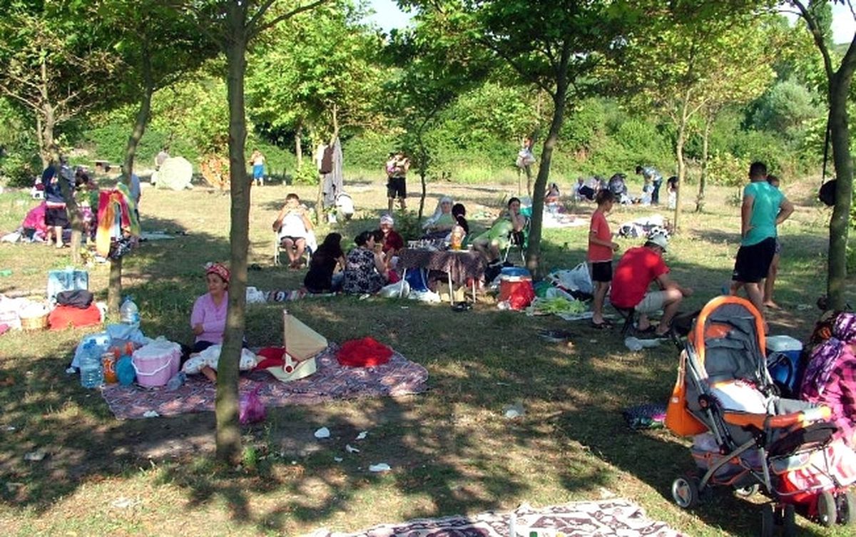 Sıcaktan Bunalanlar Sahilleri Doldurdu