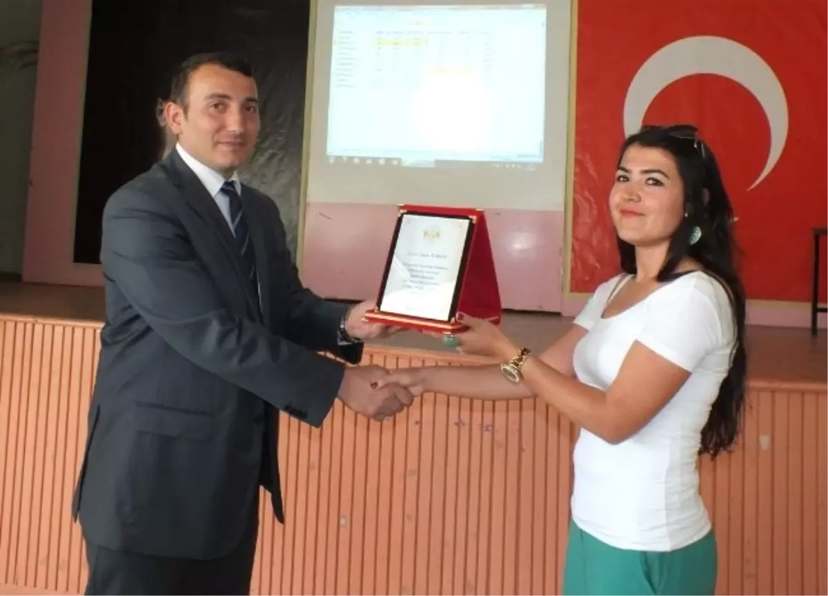 Ulukışla Milli Eğitim Başarıyı Ödüllendiriyor
