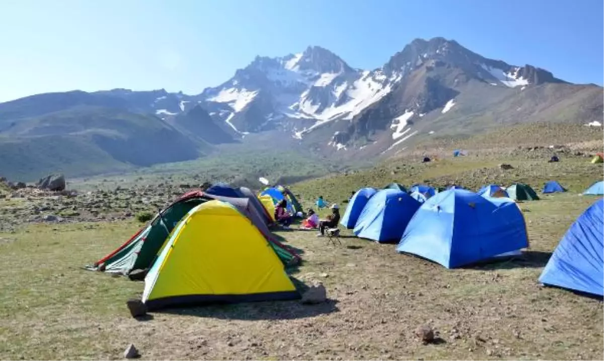 19. Erciyes Zirve Tırmanışı Sona Erdi