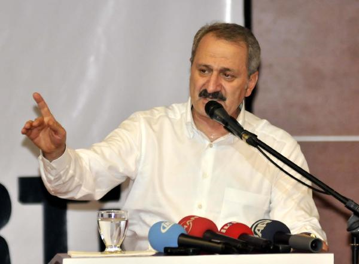Bakan Çağlayan: Olaylar Vız Gelir, Tırıs Gider