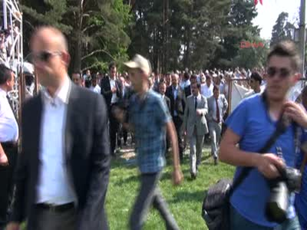 Bakan Eroğlu, Gerede\'de Güreşleri İzledi