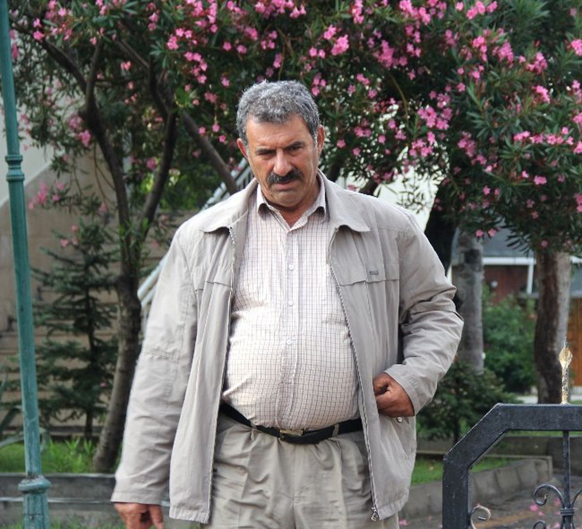 Mehmet Öcalan: "Ağabeyim Lice\'deki Ölen Gencin Alisine Başsağlığı Diliyor"
