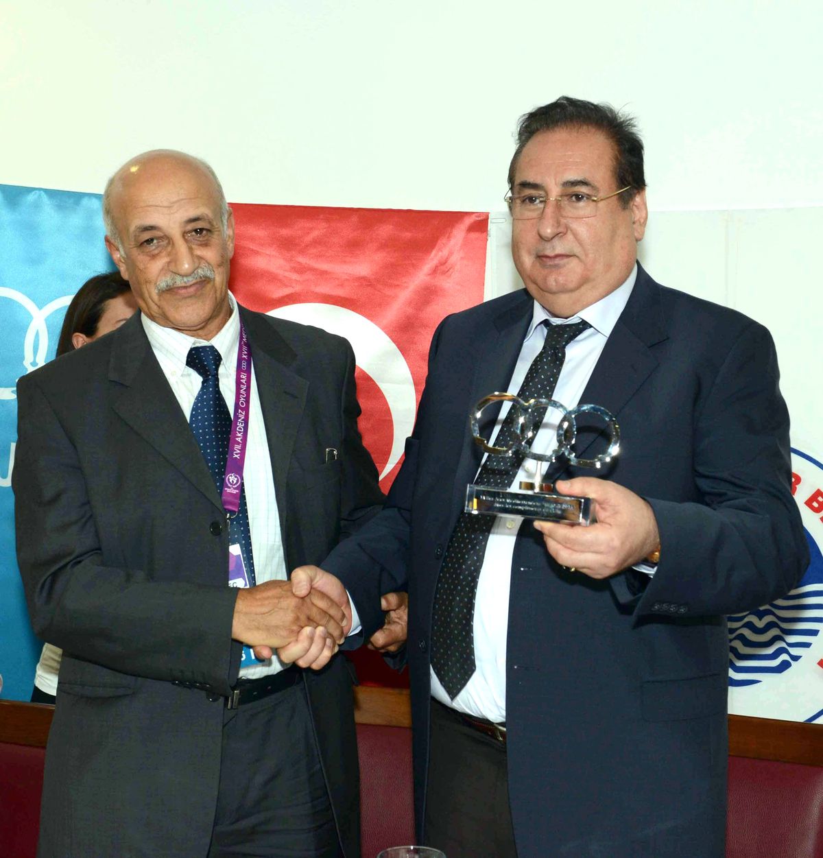 Mersin Belediye Başkanı Özcan Muhtarları Dinledi