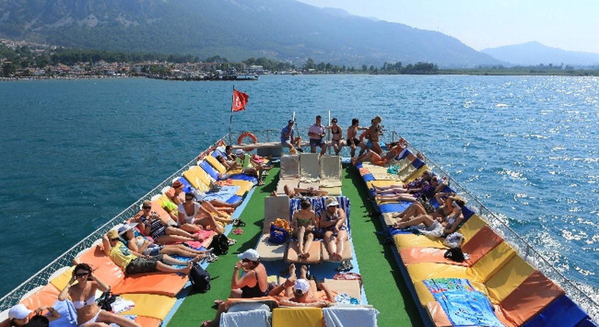Muğla\'ya Rus Turist Akını