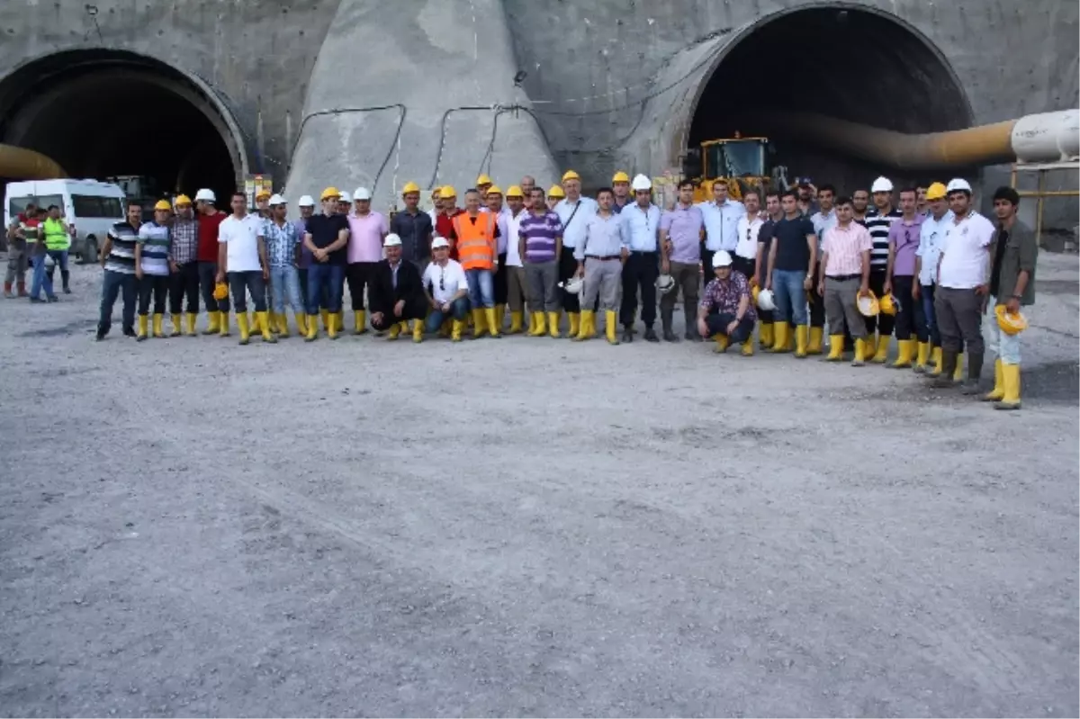 Taçder, Ilgaz Tünelinde İncelemelerde Bulundu