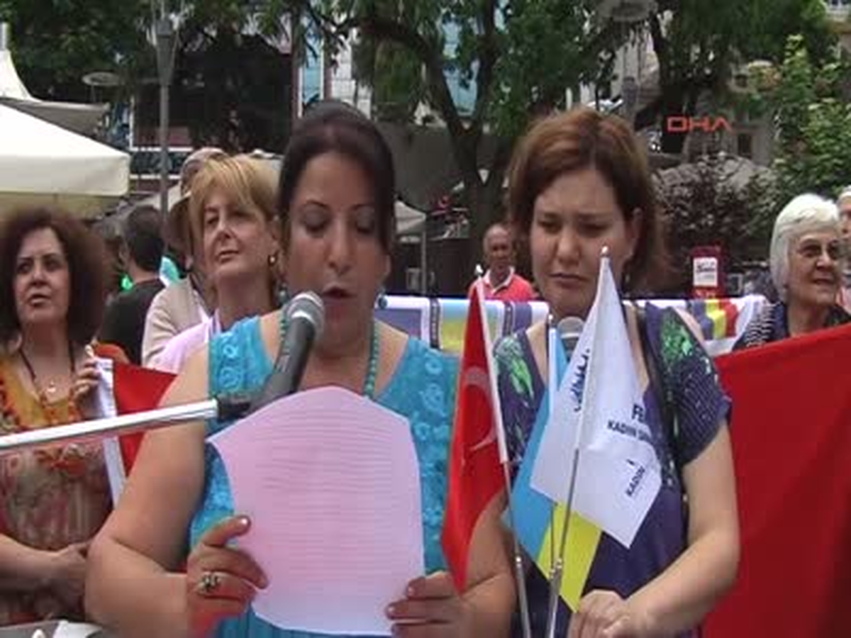 Uluslararası Resim Festivali Horonla Başladı