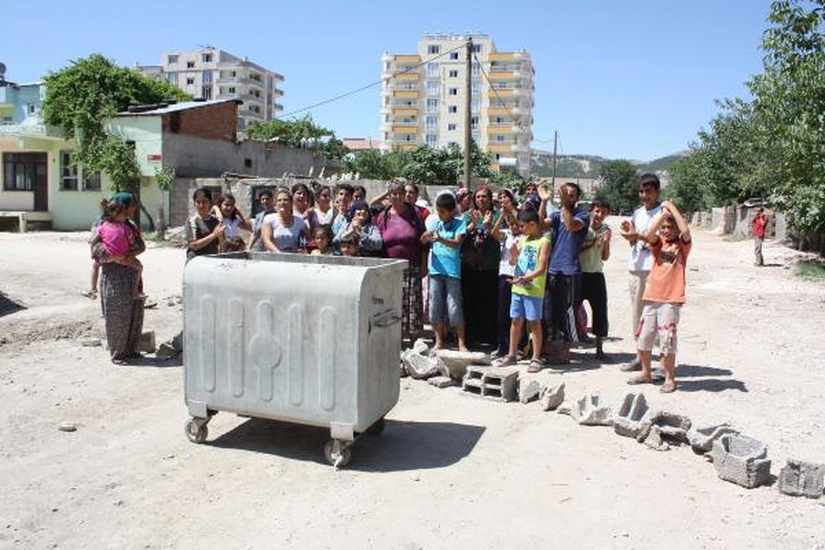 Adıyaman\'da Bozuk Yol Eylemi