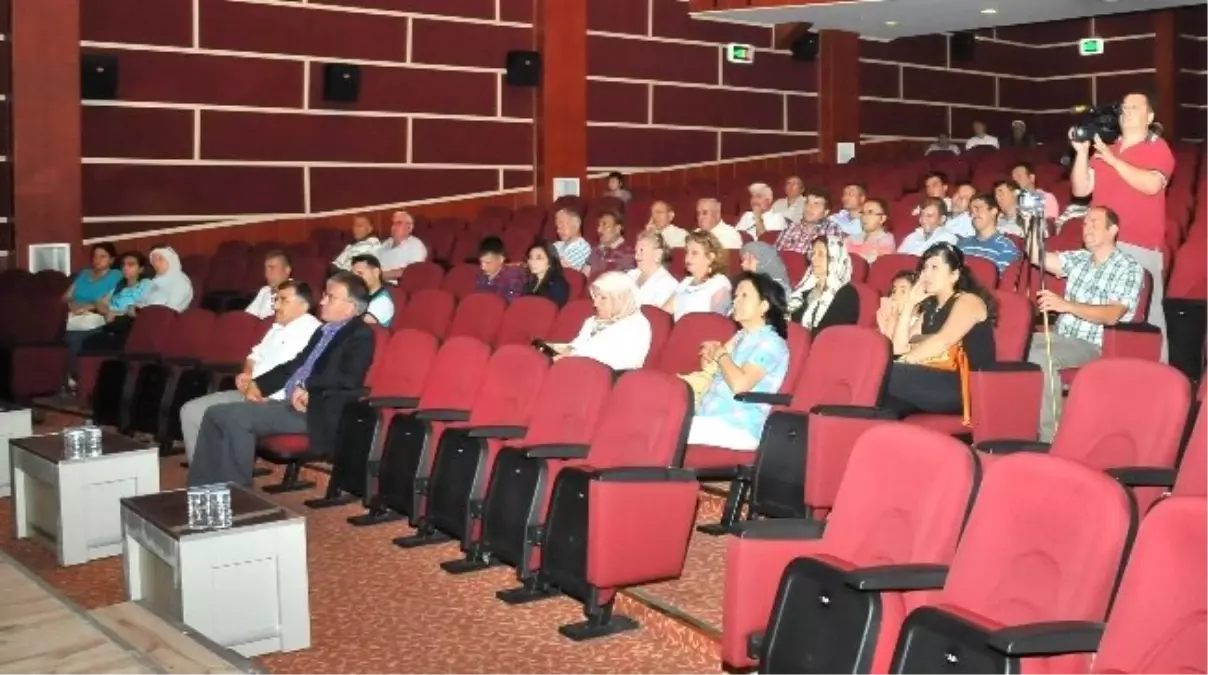 Akşehir\'de Kiraz Konferansı