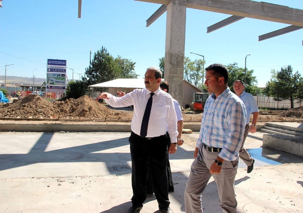 Başkan Ürgüp, Terminalde Devam Eden Çalışmaları İnceledi