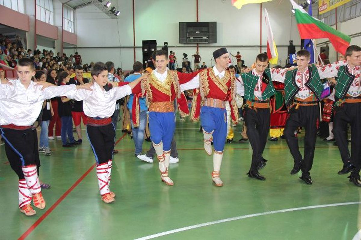 Çayeli\'de 4. Uluslararası Tulum ve Müzik Festivali