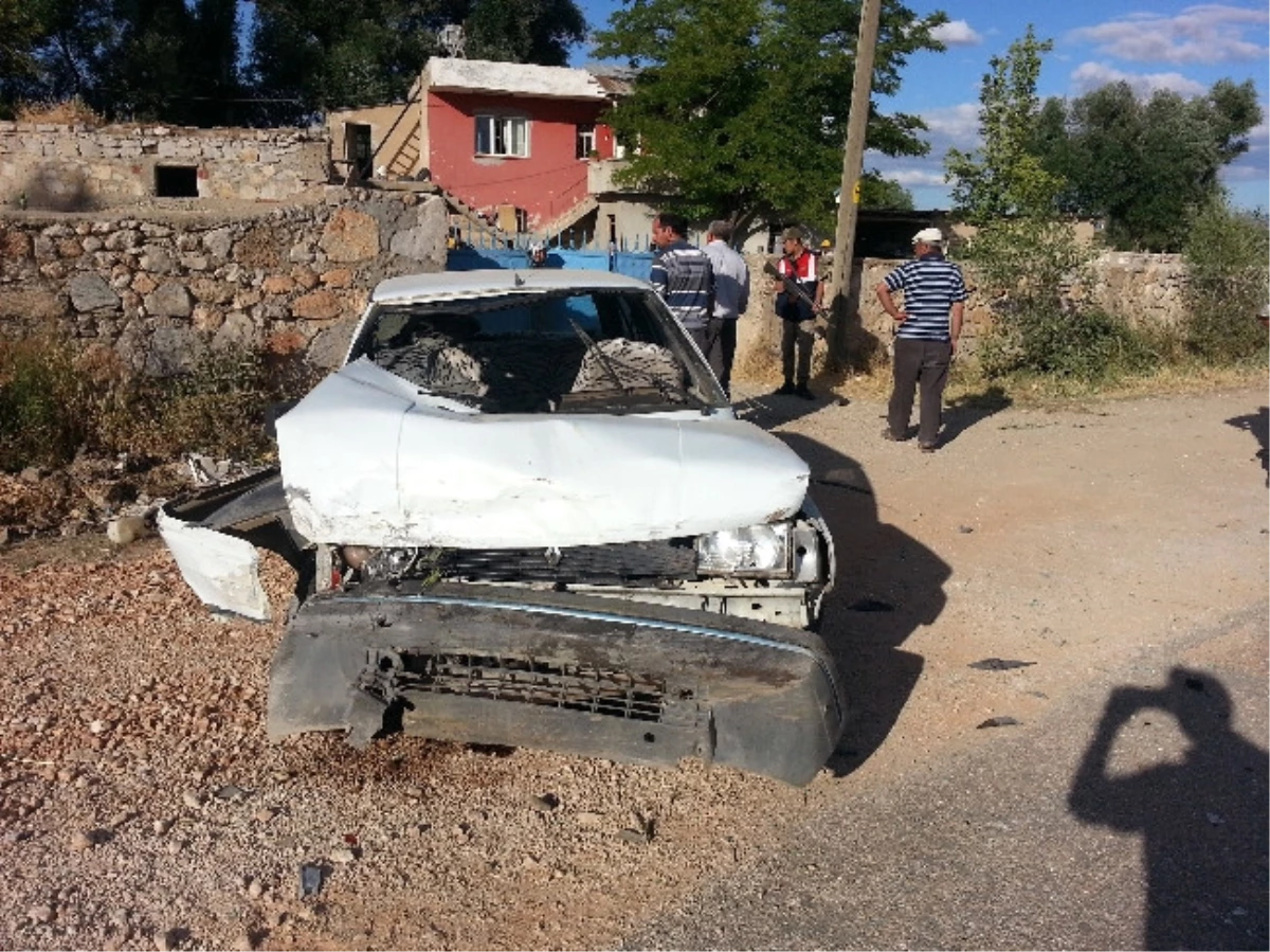 Elbistan\'da Trafik Kazası: 8 Yaralı