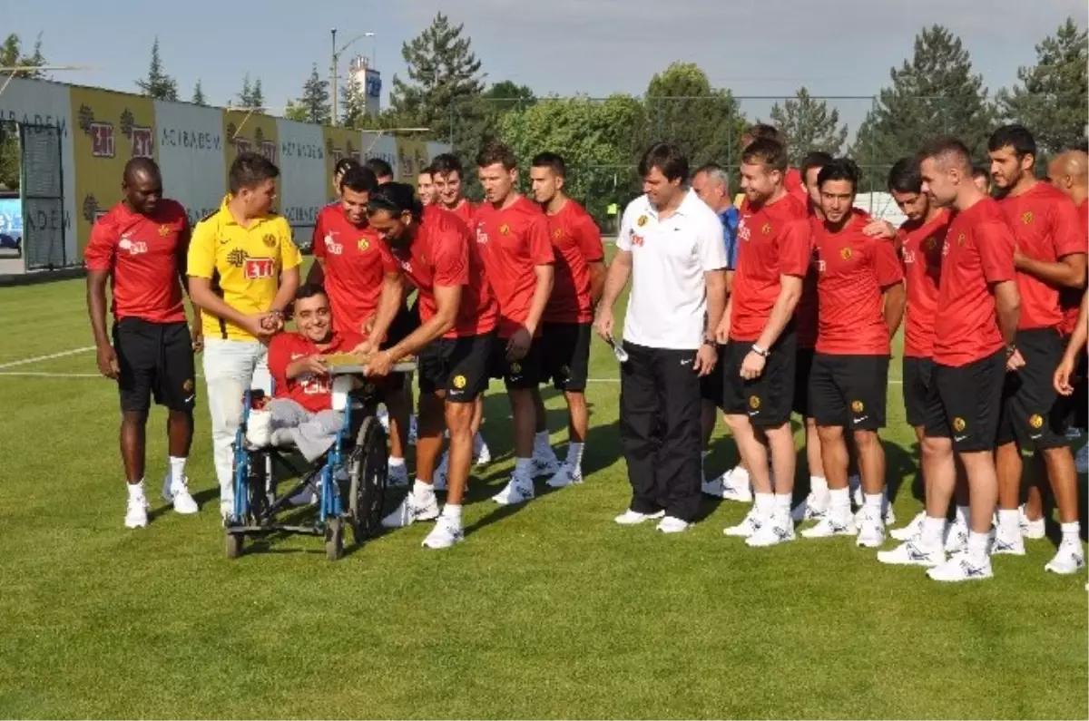 Eskişehirspor Top Başı Yaptı