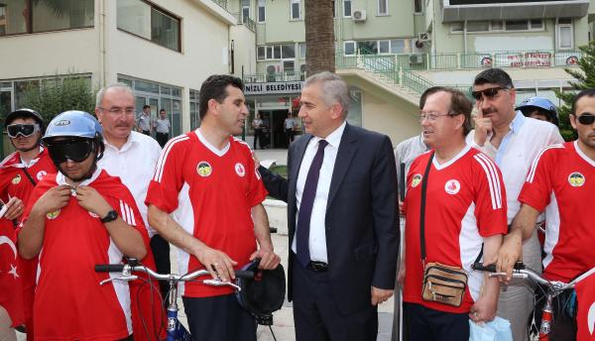 Görme Engellilerden Bisiklet Takımı