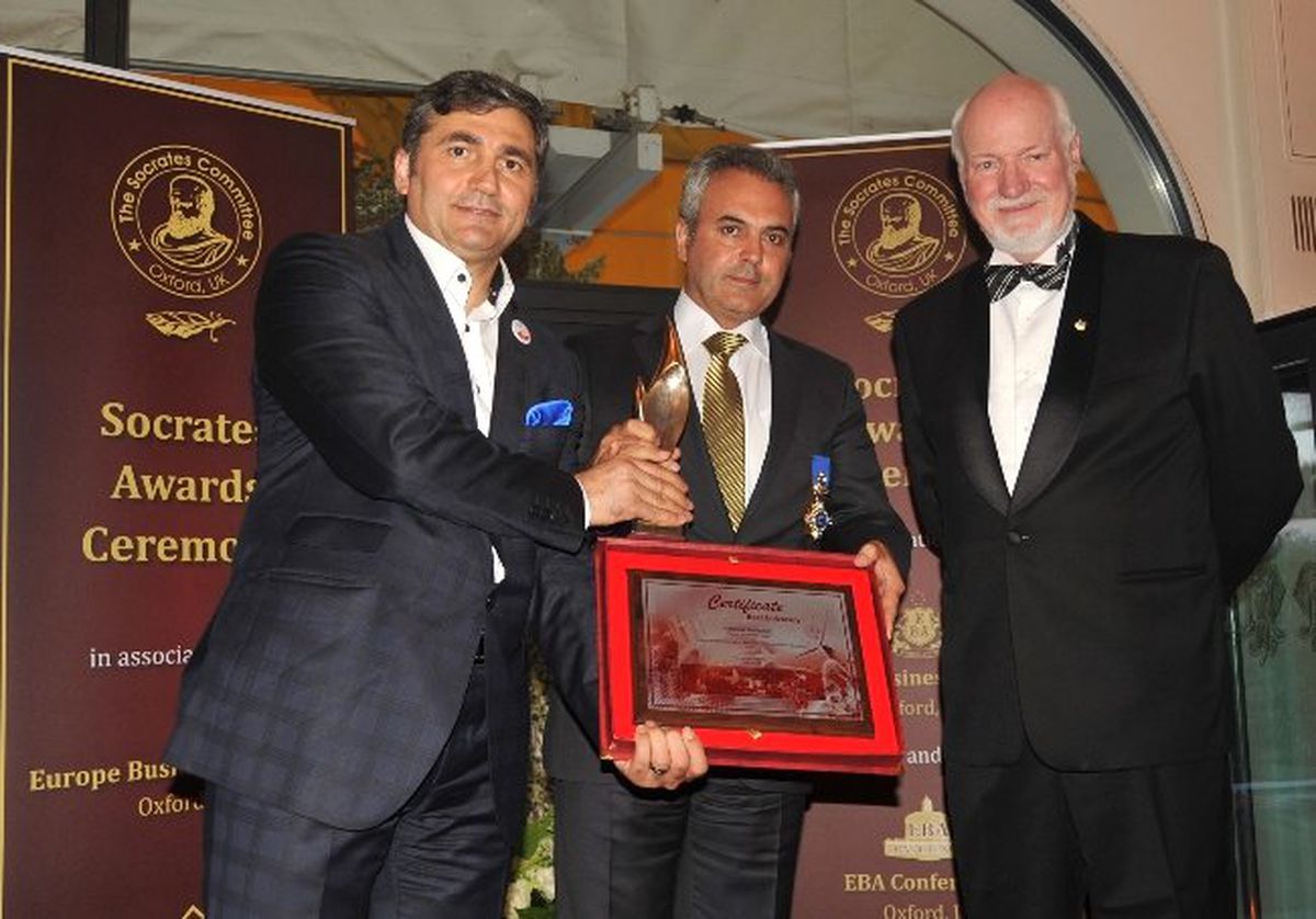 Karabük Üniversitesi\'ne ve Rektör Prof. Dr. Burhanettin Uysal\'a Uluslararası Ödül