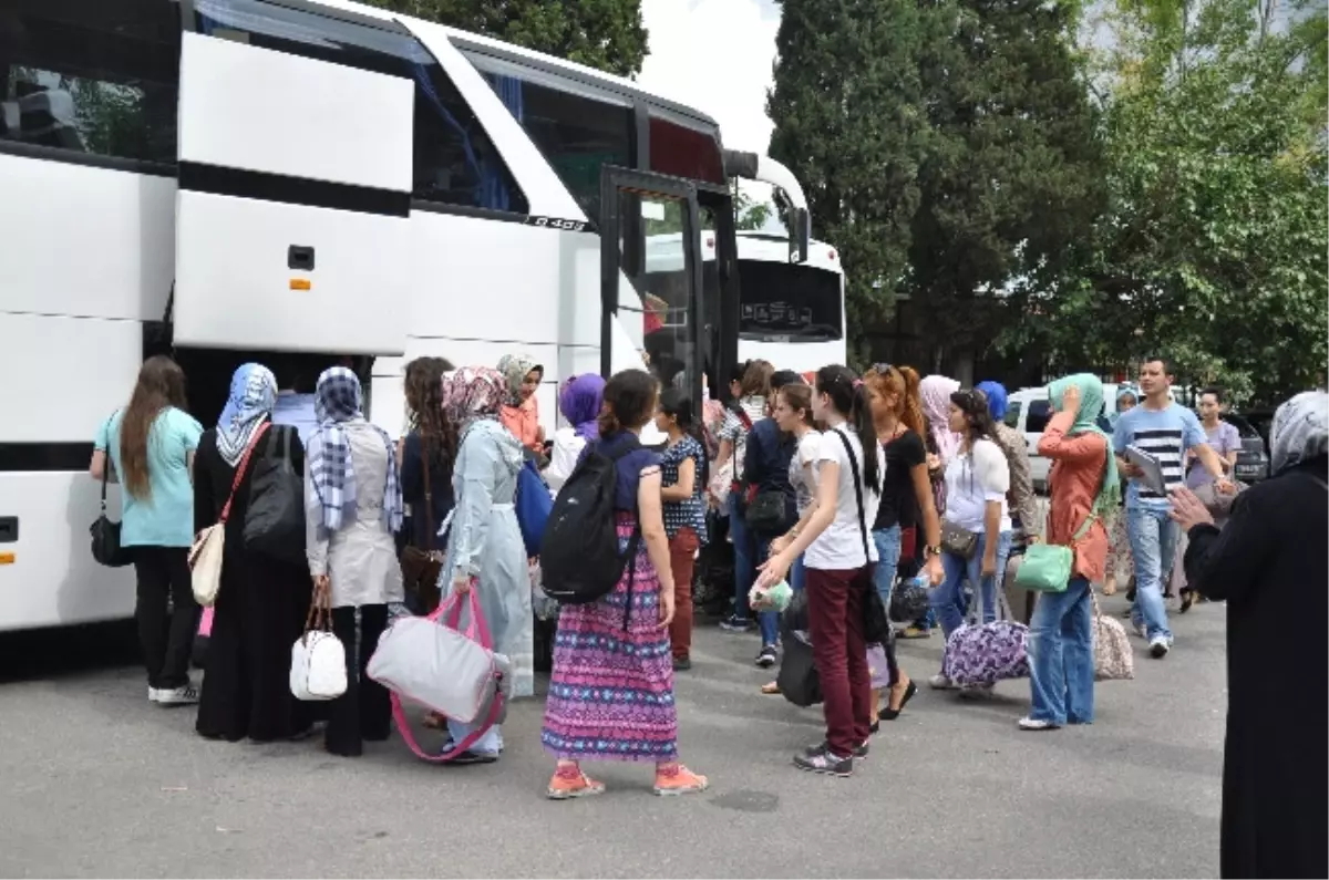 Manisa\'nın 1.dönem Genç Seyyahları Yola Çıktı