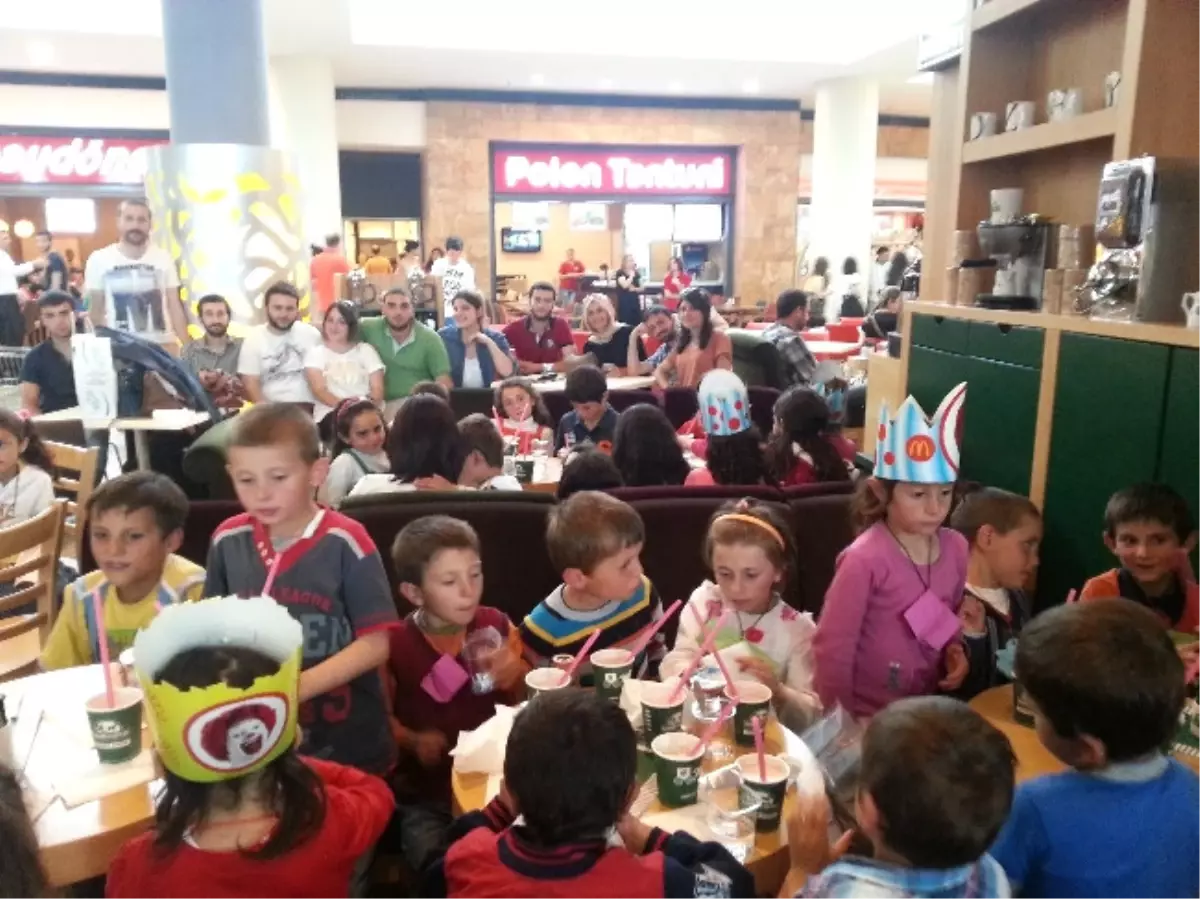 Minik Öğrenciler Sinemayla Forum Trabzon'da Tanıştı