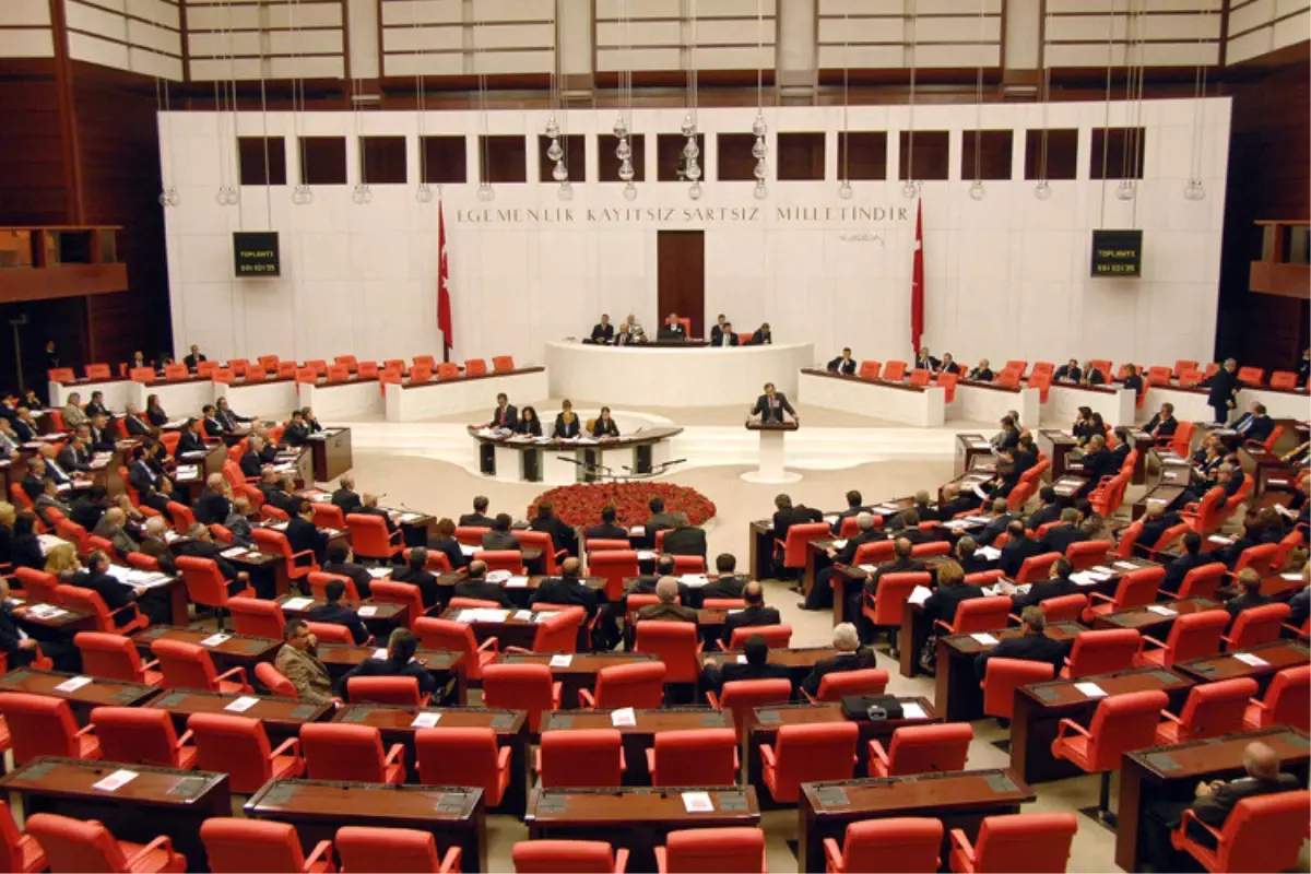 TBMM yeni başkanını seçiyor! Cemil Çiçek\'in tekrar seçilmesi bekleniyor