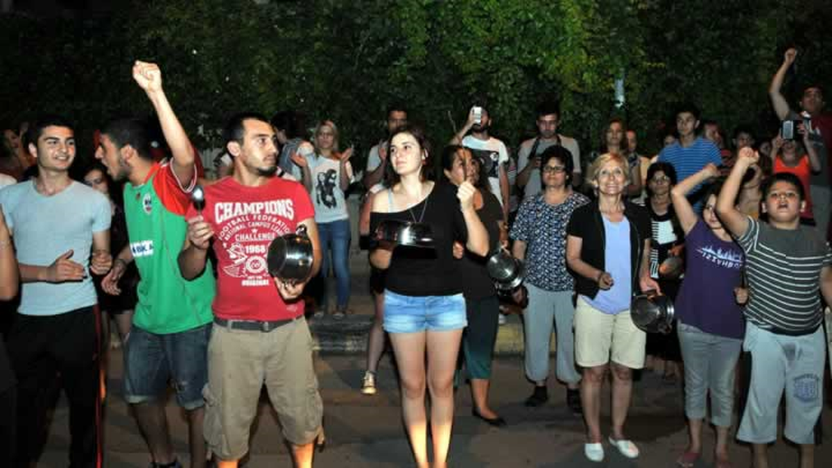 "Tencere Tava Eylemi" Nedeniyle 7 Kişiye Gürültü Cezası