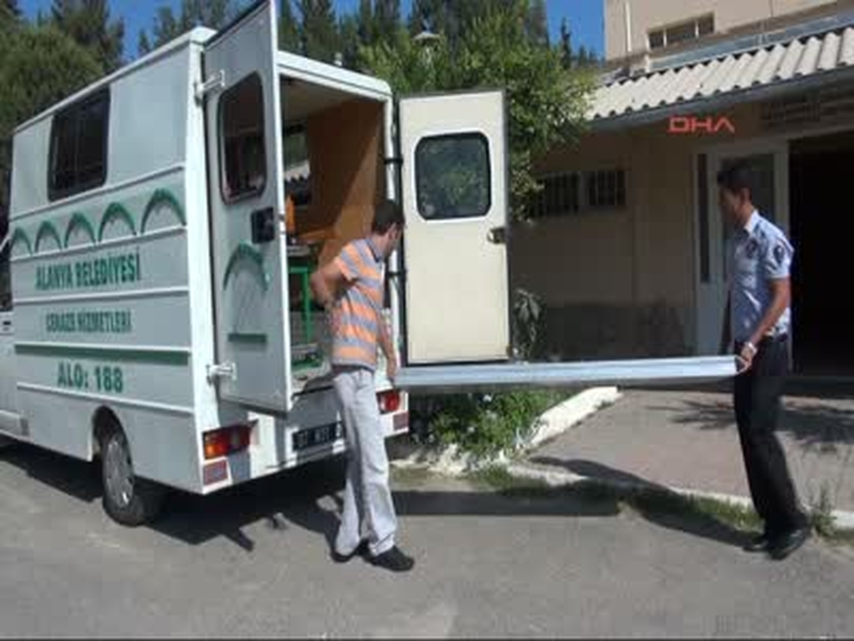 5 Yaşındaki Rus Kız Havuzda Boğuldu