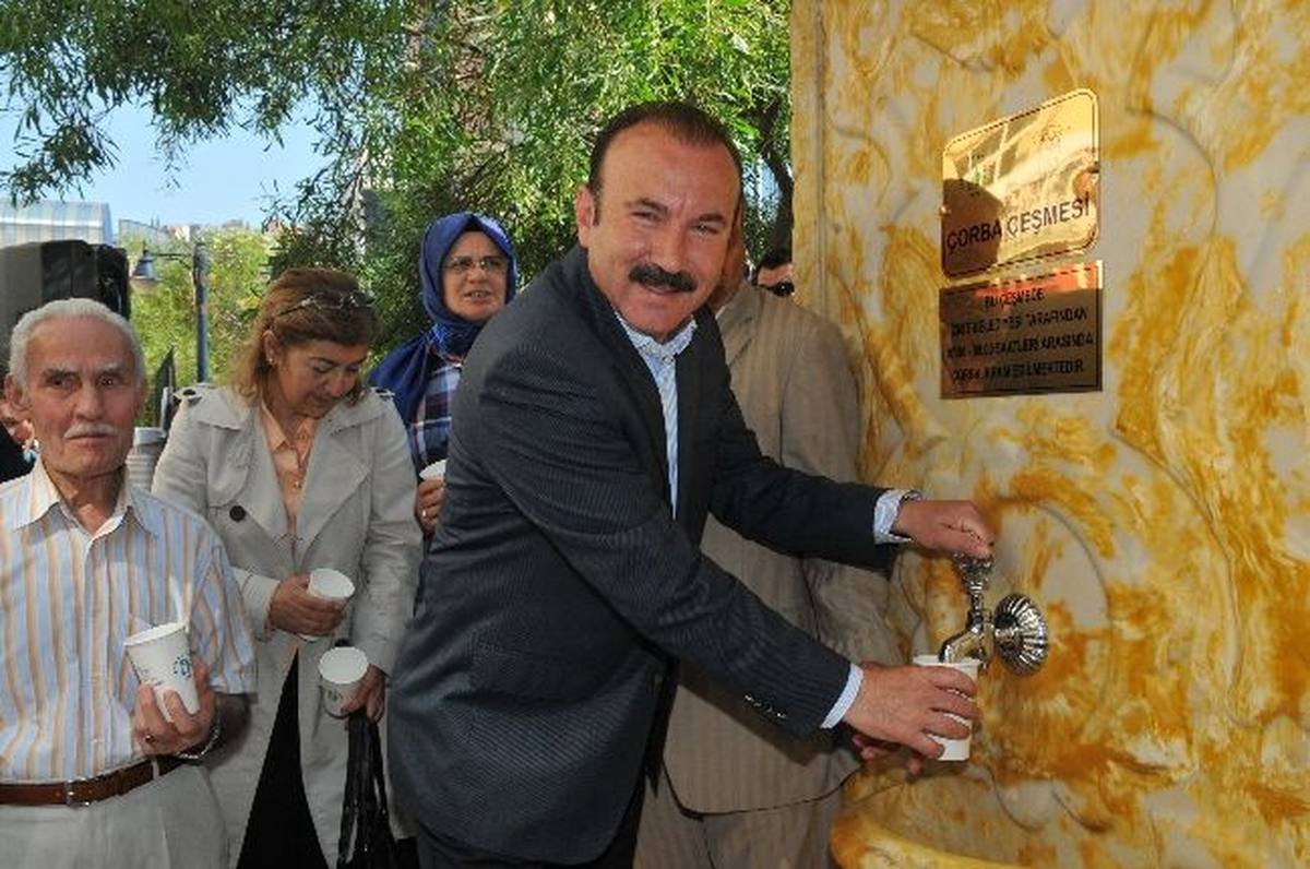 Çorba Çeşmesinden 900 Bin Kişi Çorba İçti