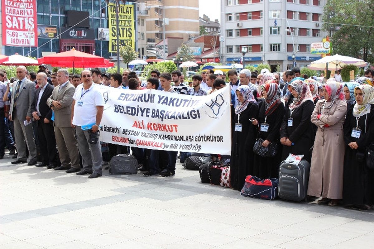 Hafızlar, İstanbul ve Çanakkale Yolunda
