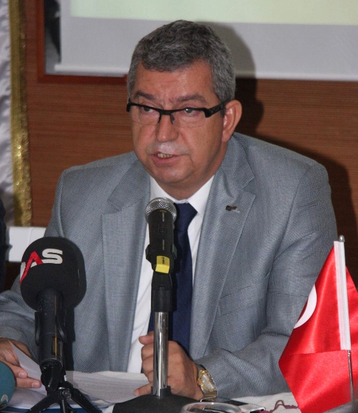 İmsiad\'dan "Ekonomik Durum ve Kentsel Dönüşüm" Anketi