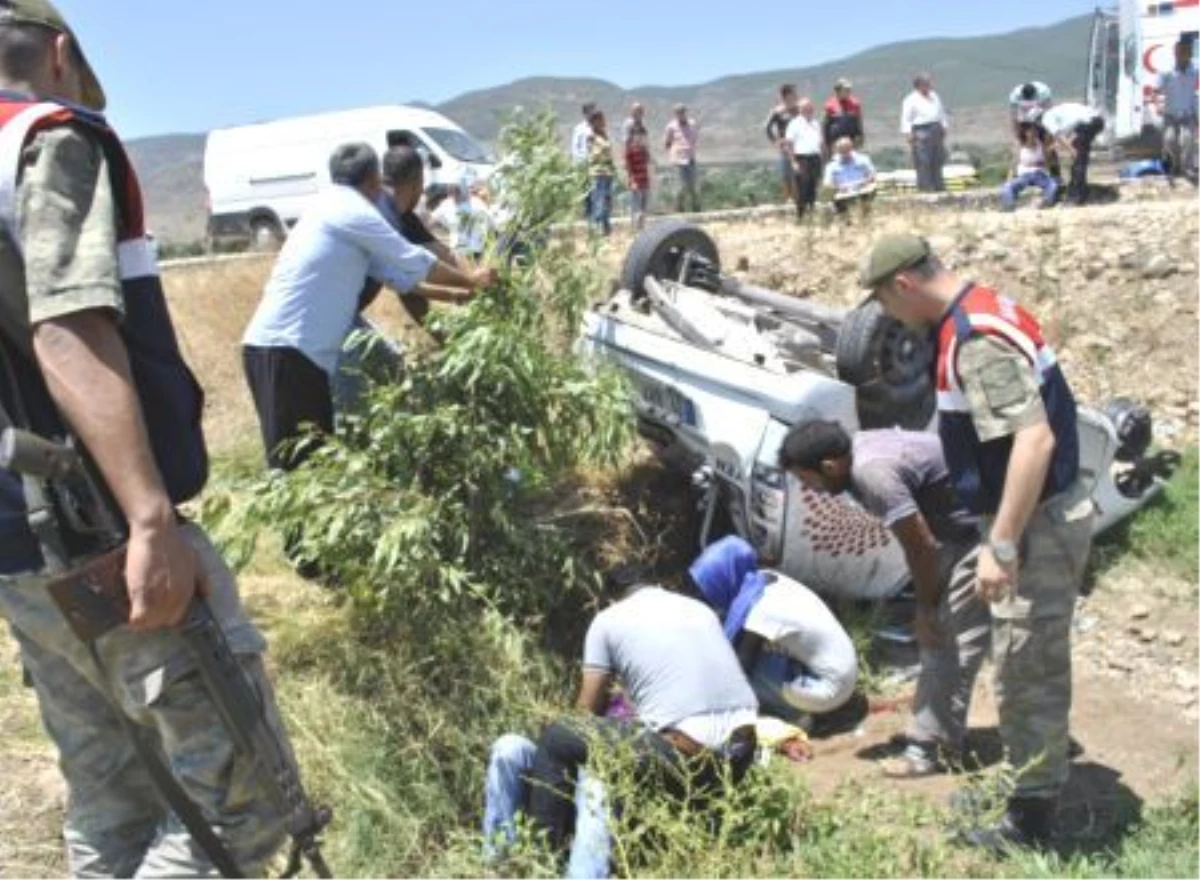 Kırıkhan\'da Trafik Kazası: 2 Yaralı