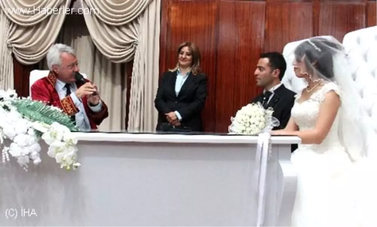 Nikah Başvuruları Yoğunlaştı