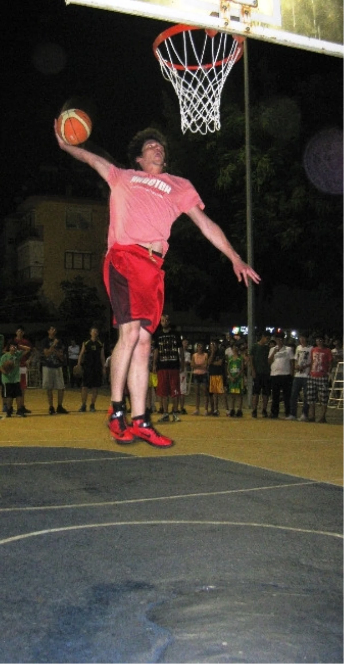 Ödemiş\'te Sokak Basketbolu Turnuvası Sona Erdi