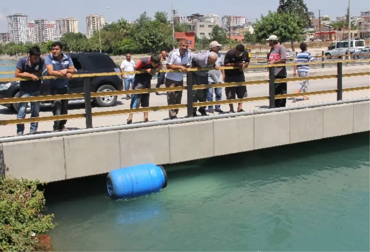 Ödünç Aldığı Ayakkabı İçin Hayatını Tehlikeye Attı