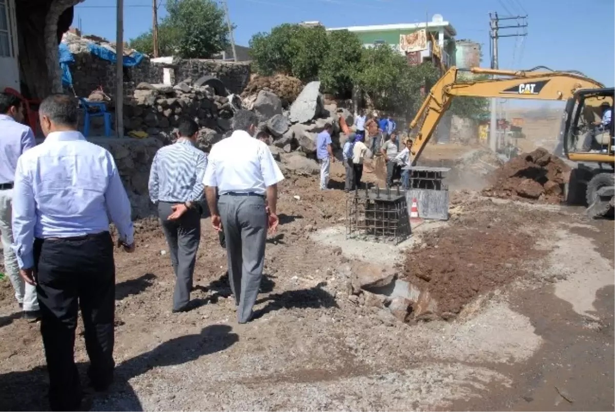 Vatandaşlar Tarafından Kapatılan Yola Üst Geçit Yapılıyor