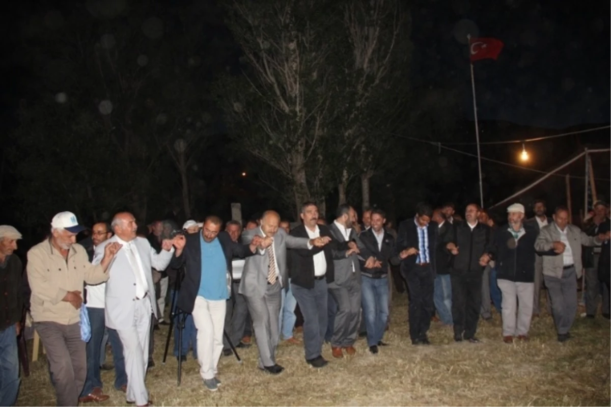 Aşağı Çımağıl Köyü Şampiyonluğunu Kutladı