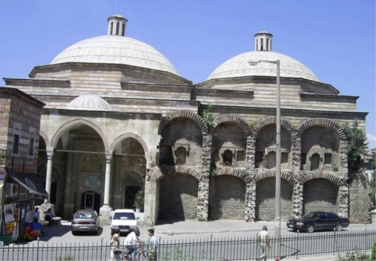 Edirne\'de 591 Yıllık Hamam Onarılmayı Bekliyor