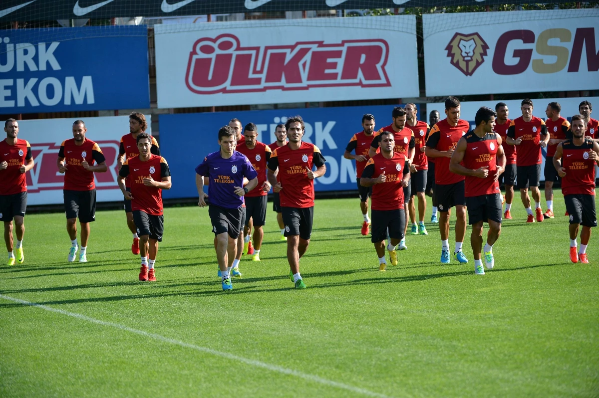 Galatasaray, Hazırlıklarına Devam Ediyor