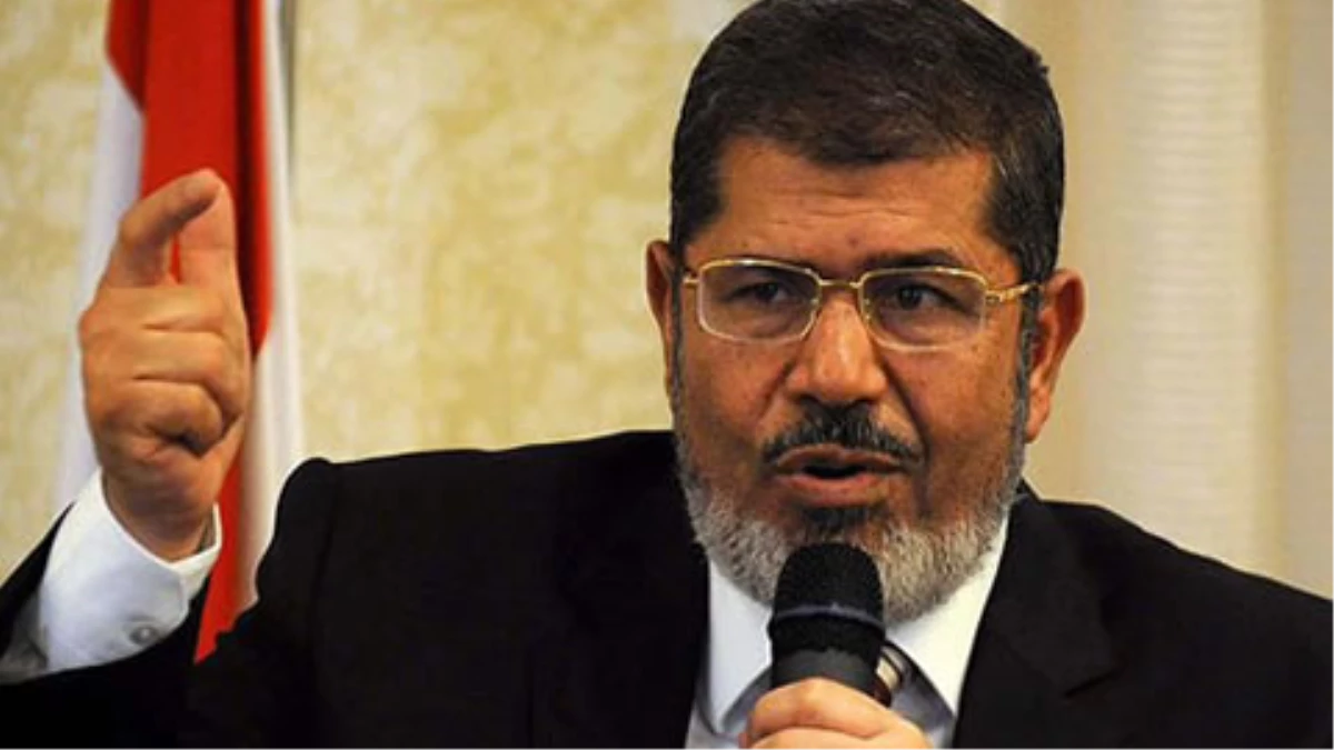 Mursi\'nin 1 Yıl 4 Gün Süren İktidarı