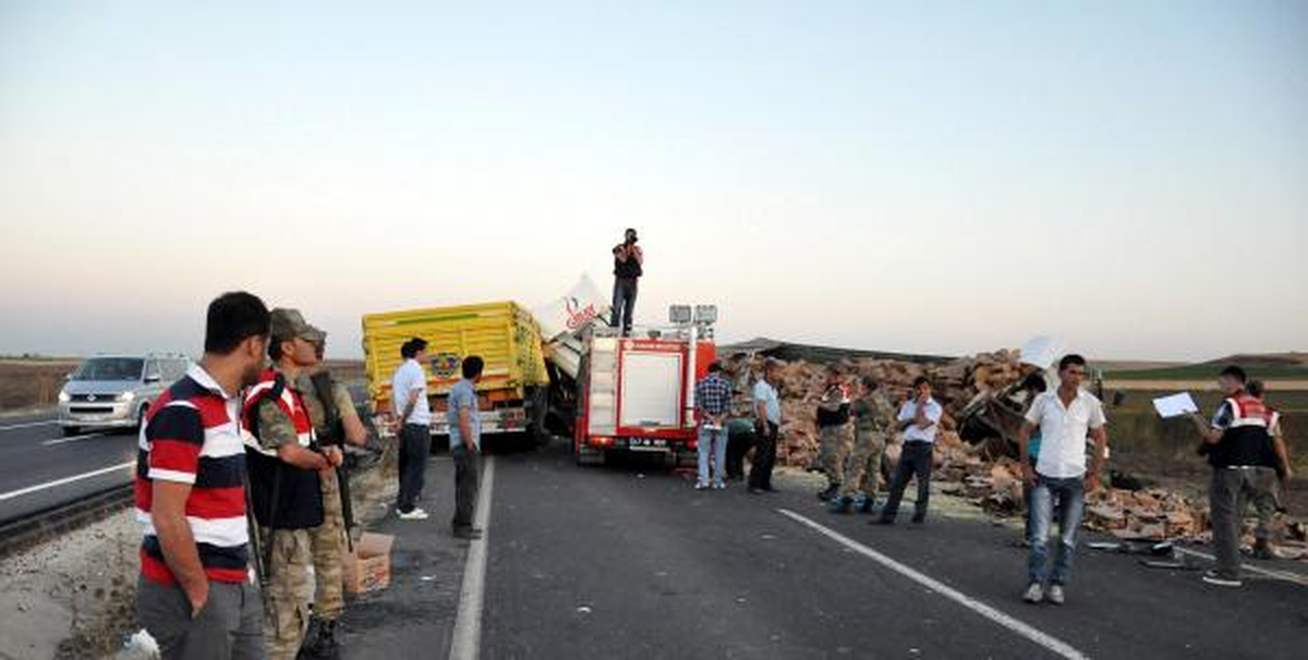 Nusaybin\'de Kaza: 2 Ölü, 3 Yaralı