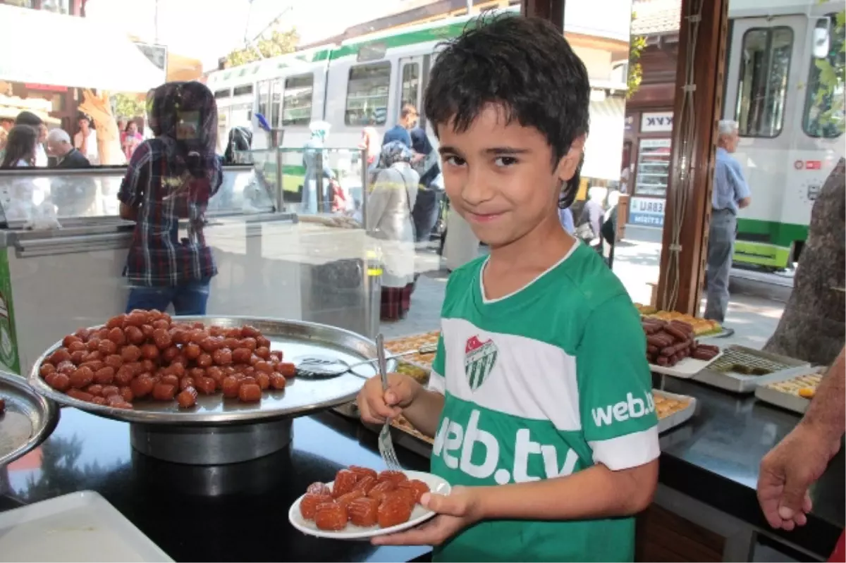 Orta Direğin Ramazan Tatlısı: Tulumba