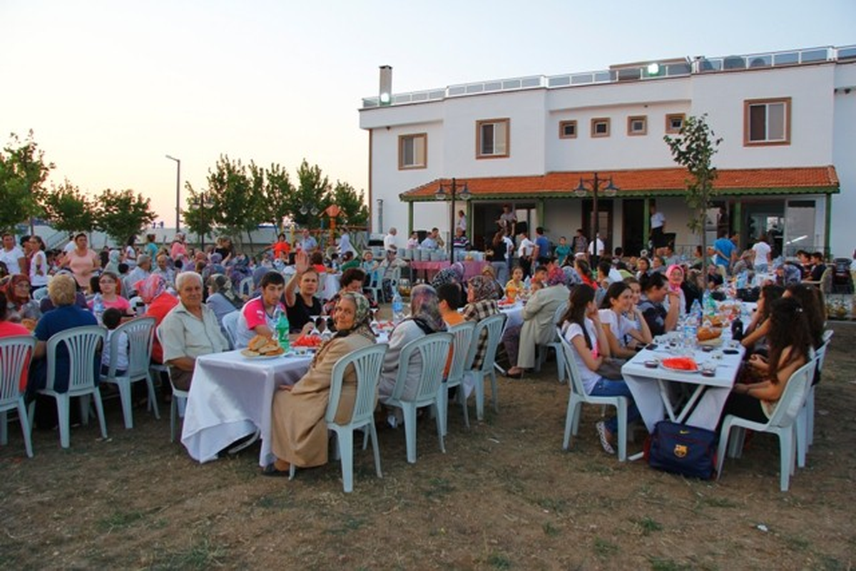 Ramazan Ayında Başkan Çağlayan Vatandaşlarla Beraber Oruç Açacak