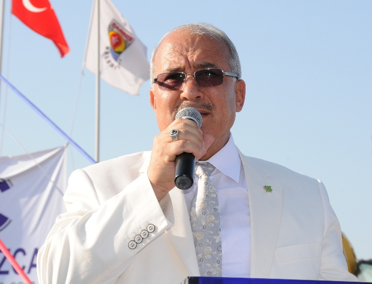 Tarsus\'ta Belediye Tarafından Yaptırılan Hacı Bektaşi Veli Cem ve Kültür Evi Temeli Törenle Atıldı