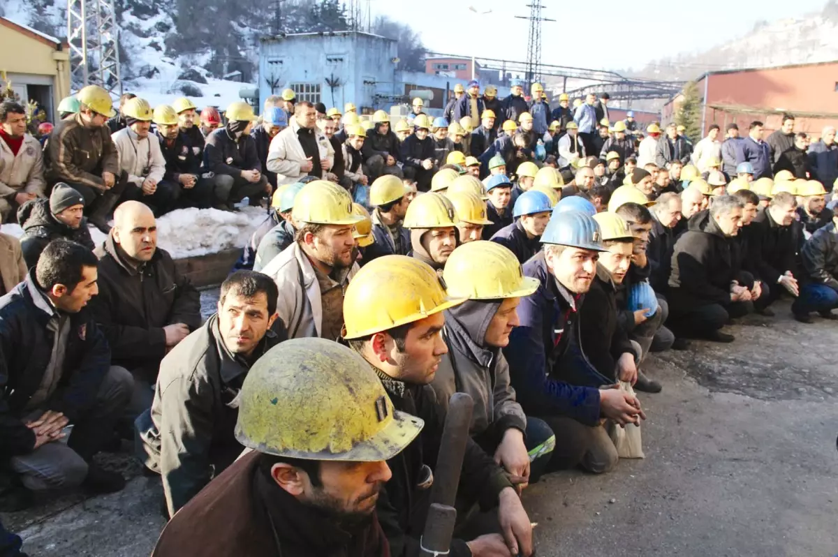 Taşeron işçilerin sendika üyelikleri yok sayılıyor! Taşeron işçilerin sendika isyanı