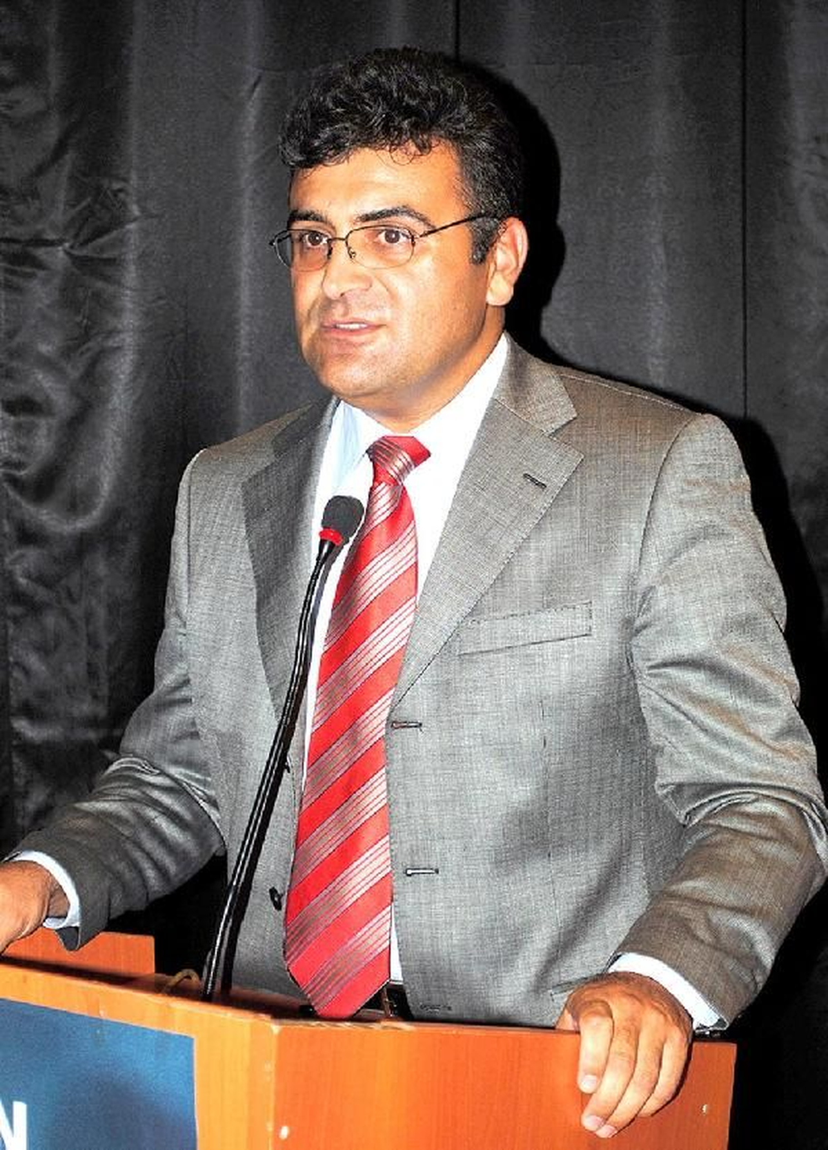 AK Parti ilçe başkanına sahte üye cezası