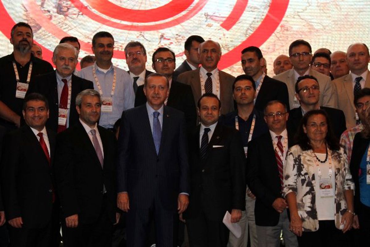 Erdoğan\'dan Batı Dünyasına Mısır Eleştirisi