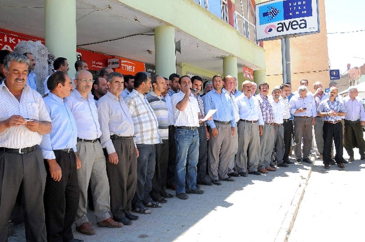 Çelikhan\'da Mısır\'da Yapılan Darbey Kınandı