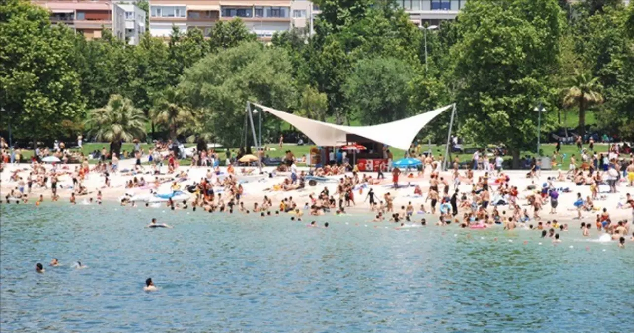 İstanbul\'da Plajlarda 936 Vatandaş Kurtarıldı