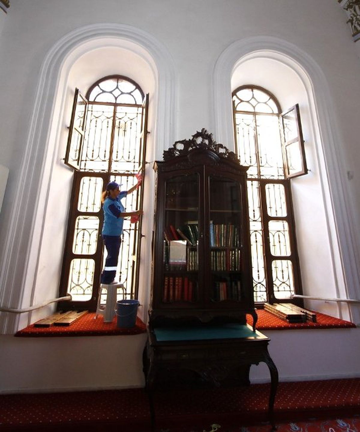 İzmir Konak\'ta Ramazan Öncesi Camiler Temizleniyor