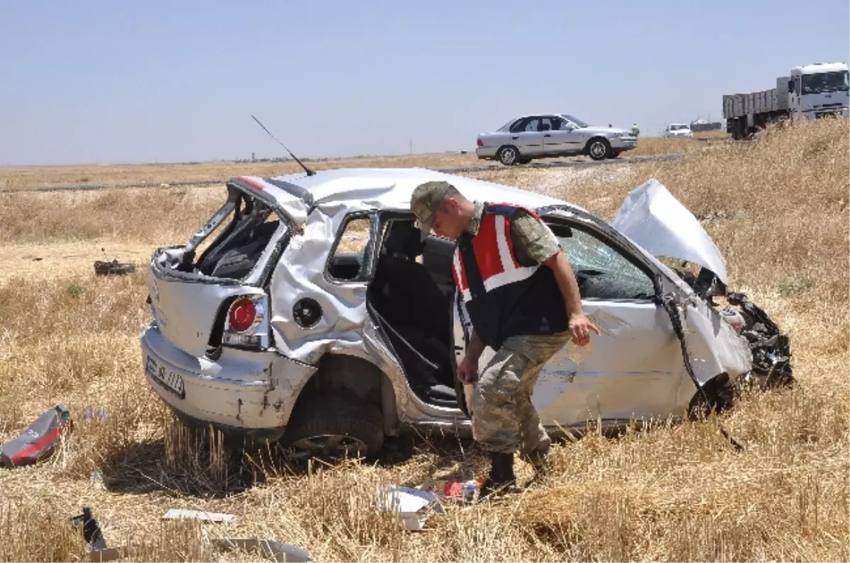 Mardin\'de Trafik Kazası: 1 Ölü, 1 Yaralı