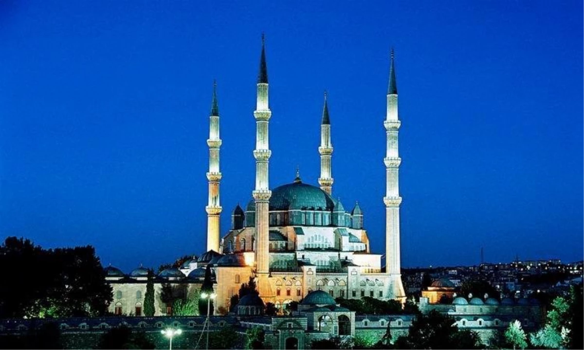 Selimiye Camisi Ramazana Hazır
